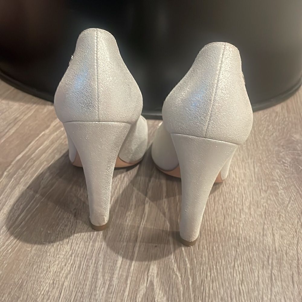 Chanel heels - Picture 4 of 9
